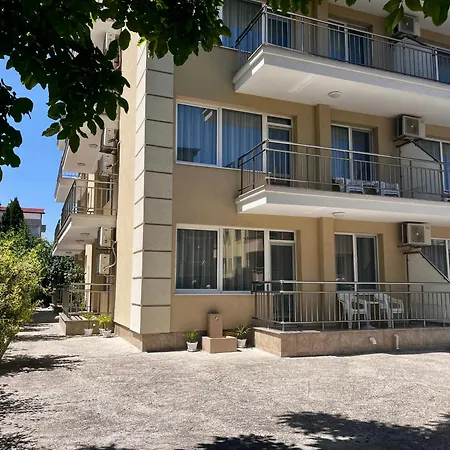 Къща за гости бербатови 2 3*