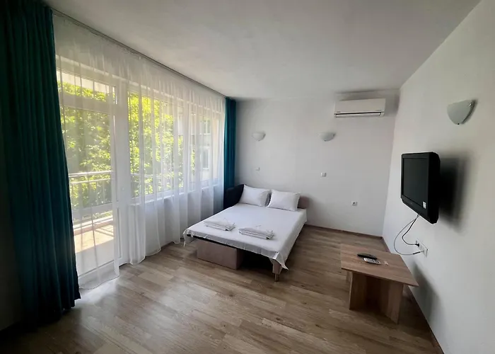 бербатови 2 Konukevi Ravda